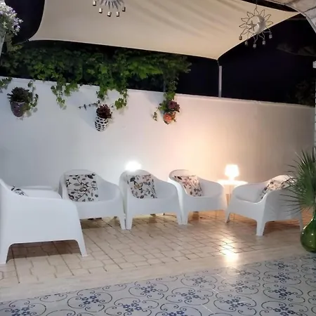 Holiday home Dei Gelsi 11 Posti Letto